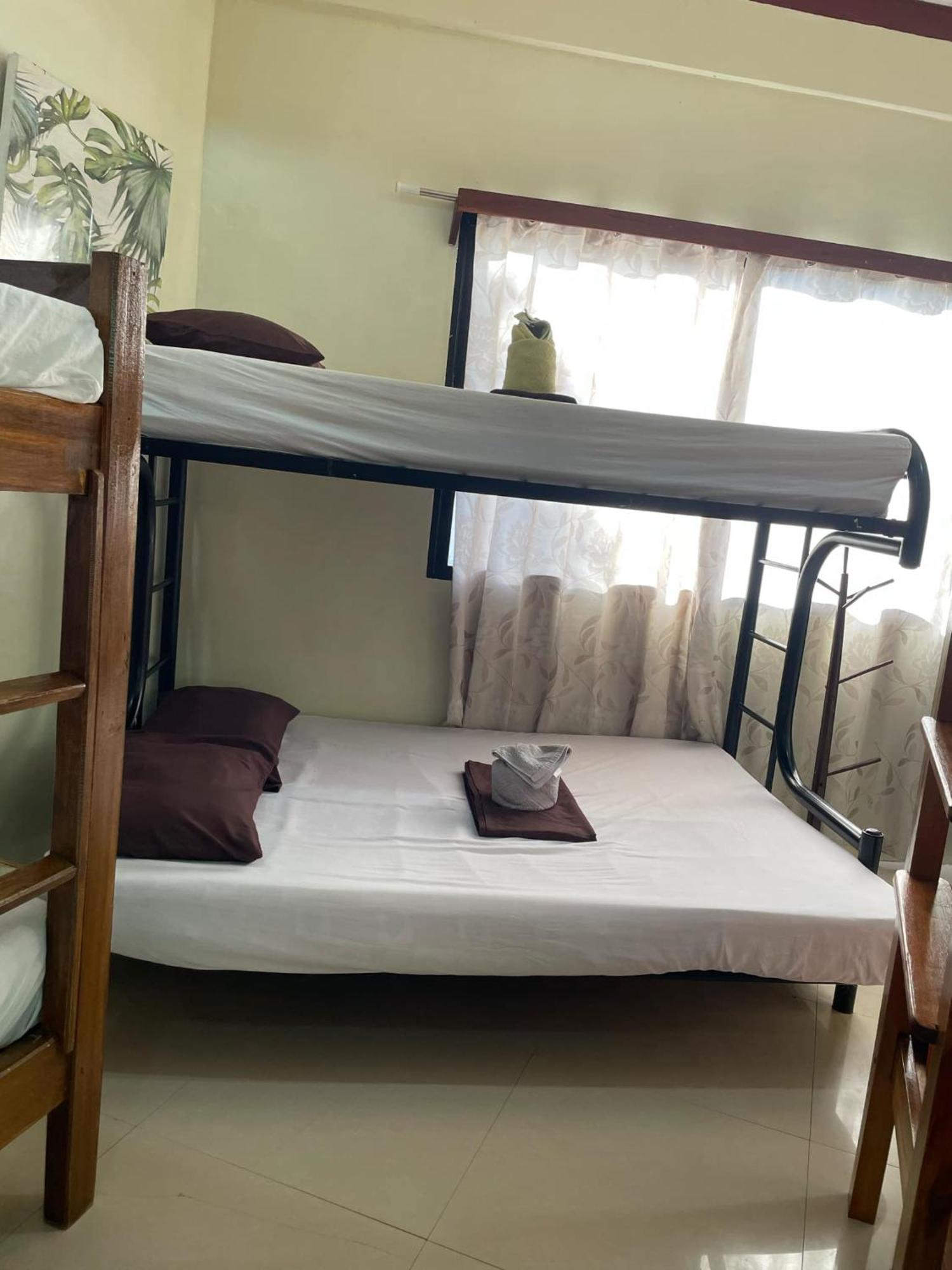 St. John Island View Pensionne El Nido Exterior photo